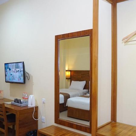 Syailendra Hotel Syariah 제파라 외부 사진