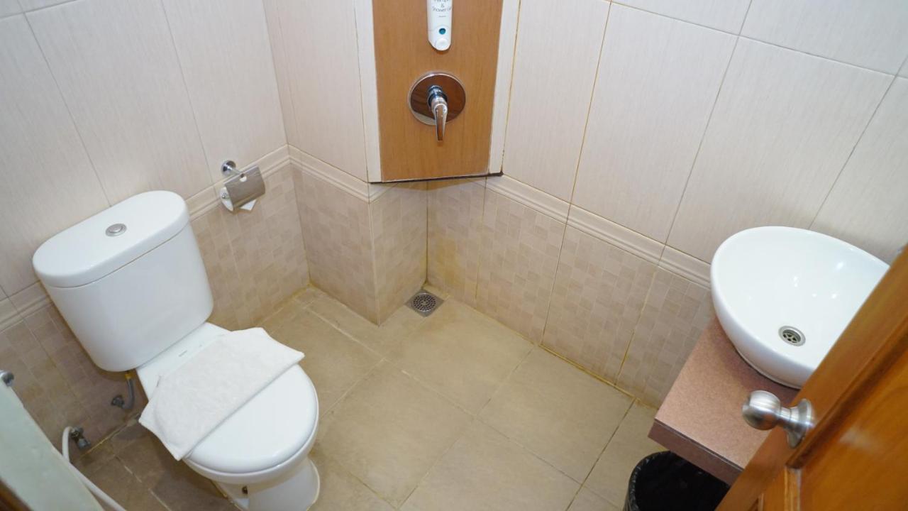 Syailendra Hotel Syariah 제파라 외부 사진