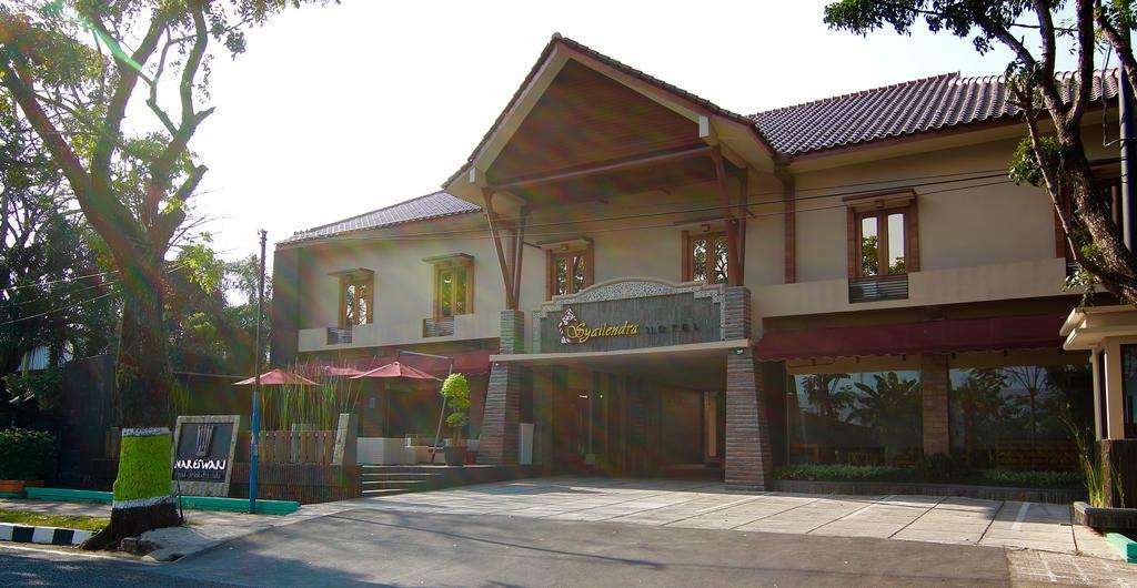 Syailendra Hotel Syariah 제파라 외부 사진