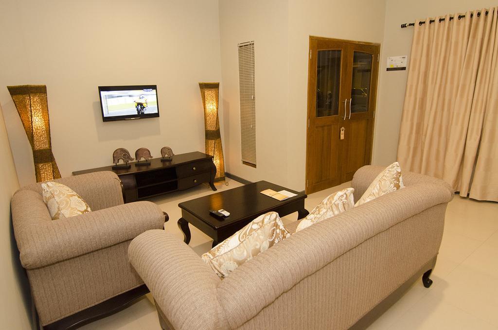 Syailendra Hotel Syariah 제파라 외부 사진